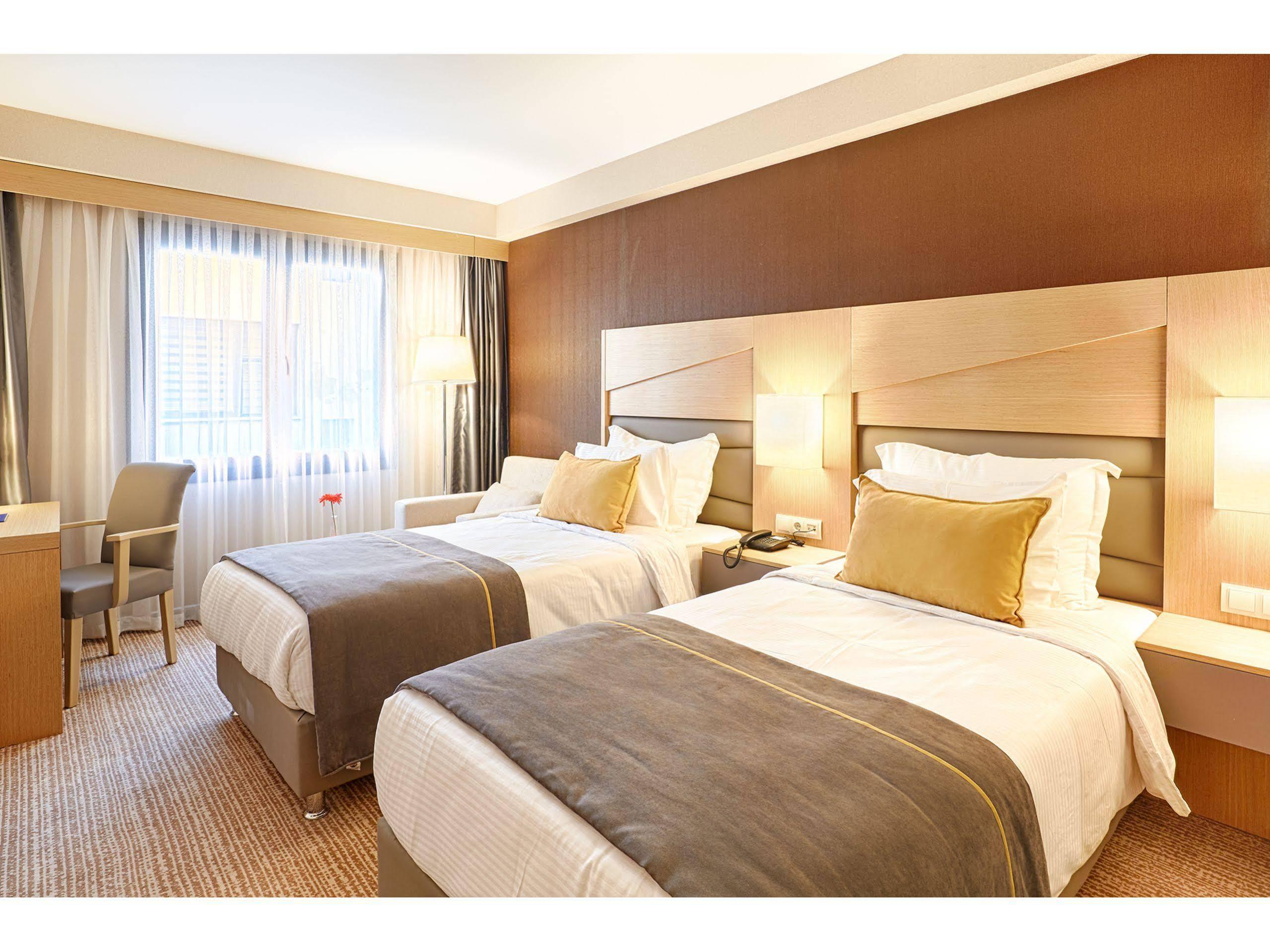 Kordon Hotel Cankaya İzmir Exterior photo